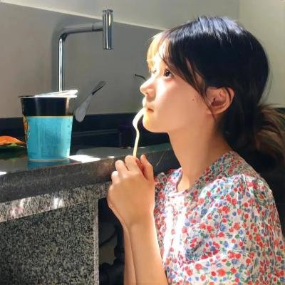 八月迷情